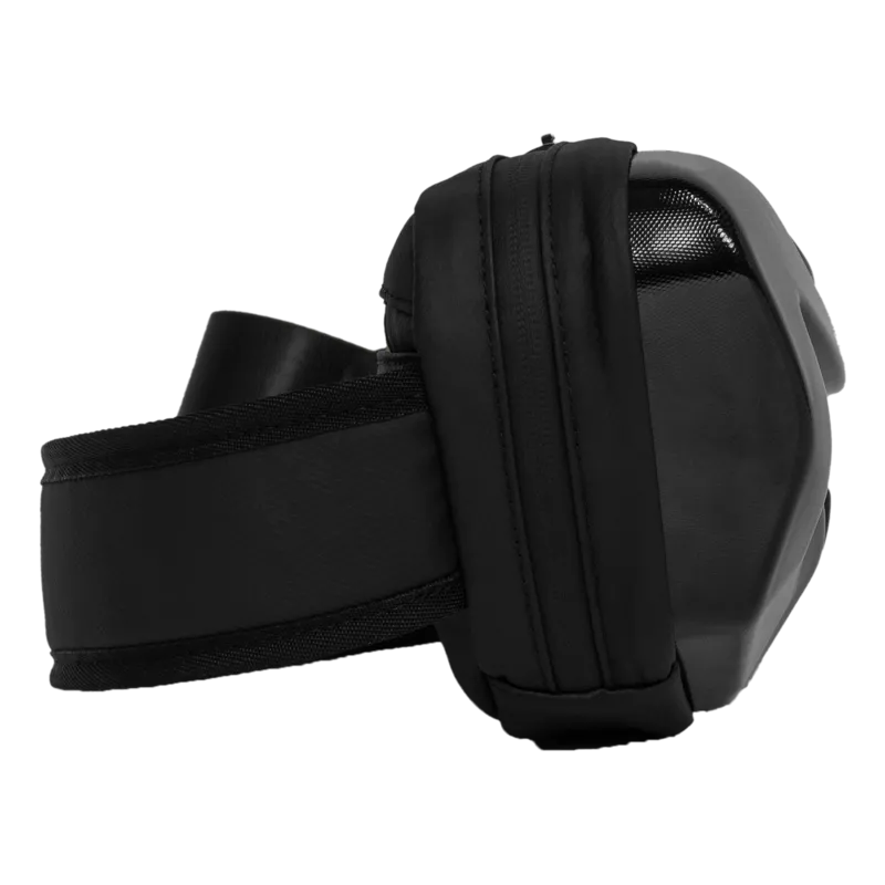 LOY Eye of Shadow Led Waist Bag